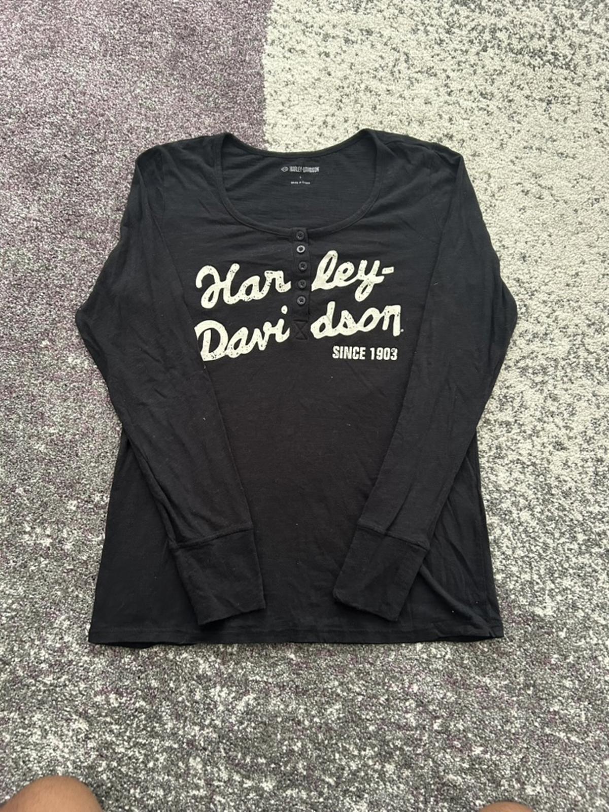 Harley-Davidson Black Long Sleeve Henley Logo Tee – 1903