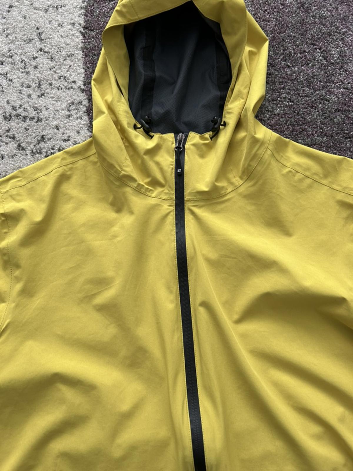 32 Degrees Cool Yellow Hooded Windbreaker Jacket L/XL
