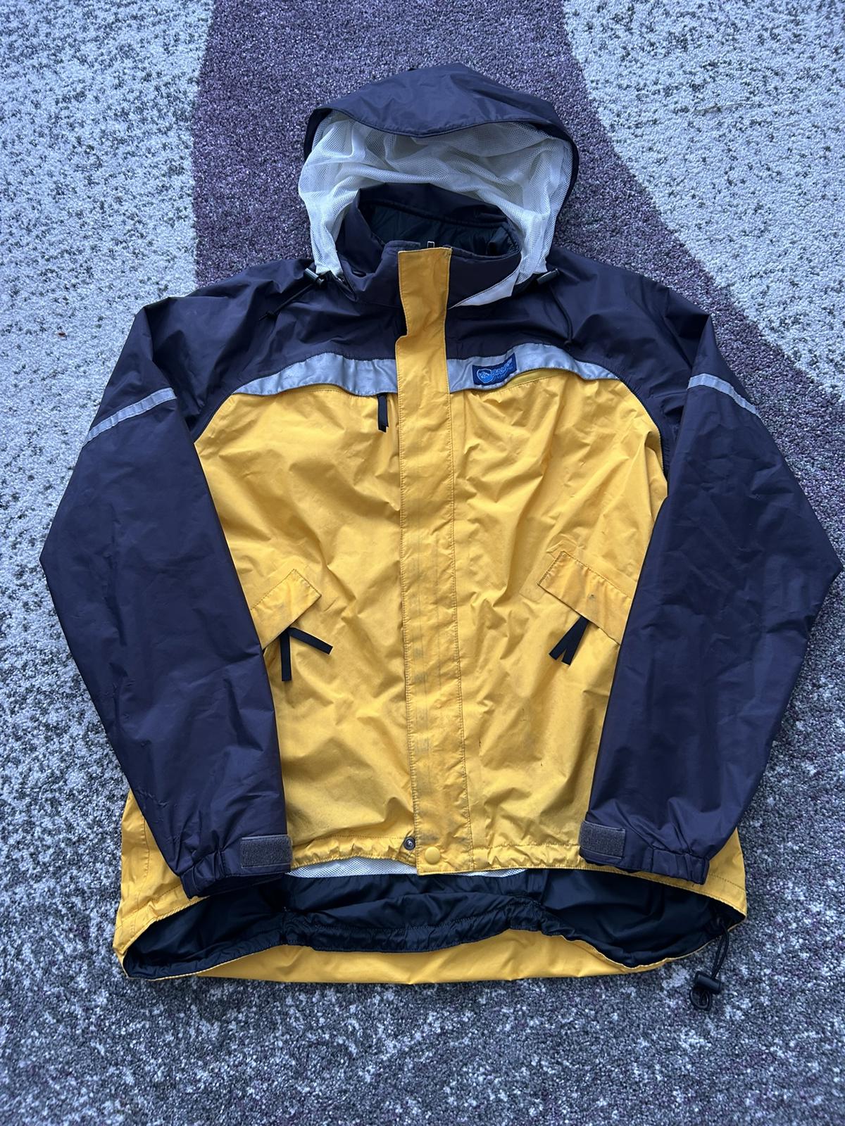 Vintage Banff Designs Gore-Tex Jacket – Two-Tone
