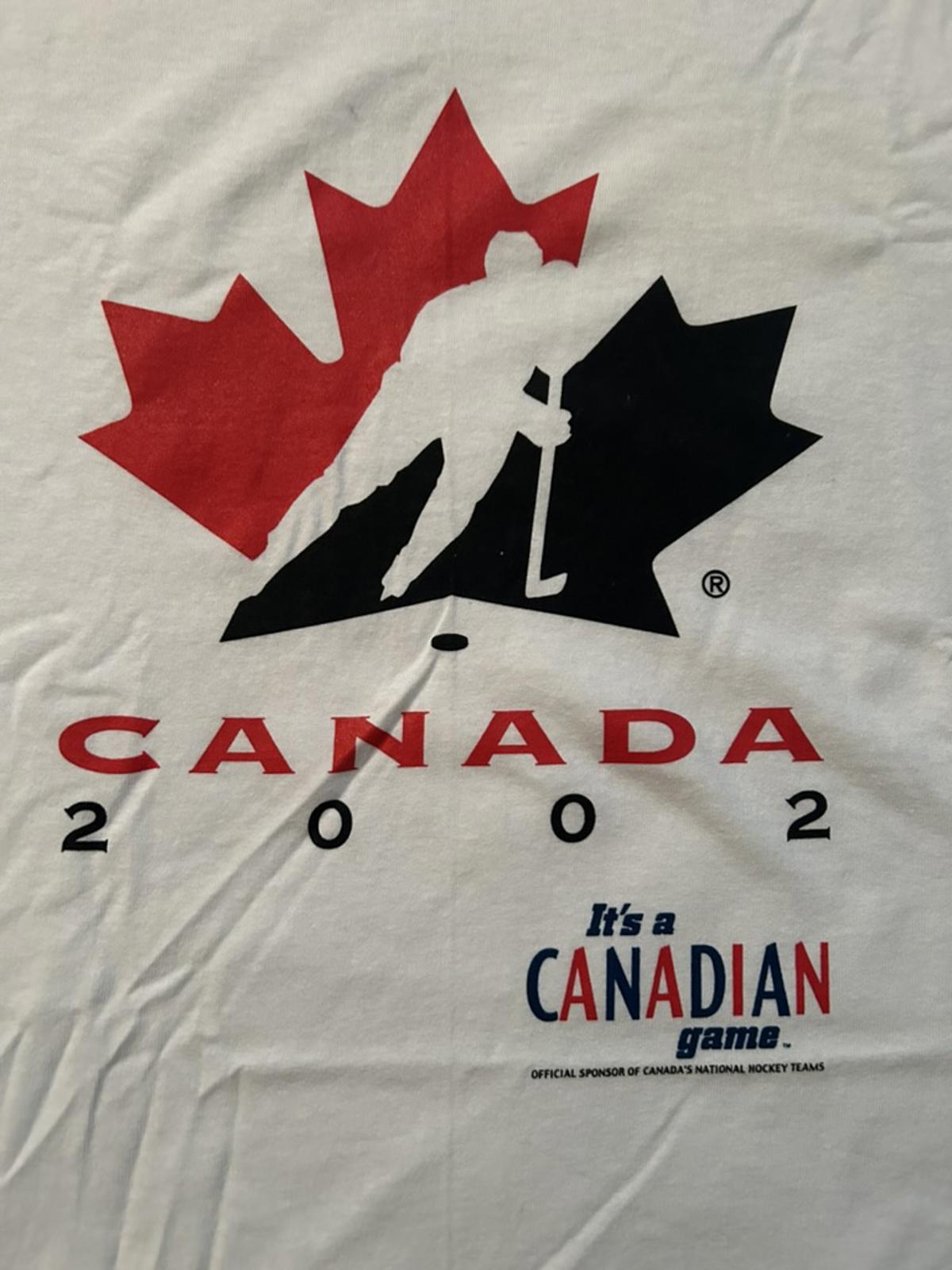 Vintage 2002 Molson Team Canada Hockey Logo T-Shirt