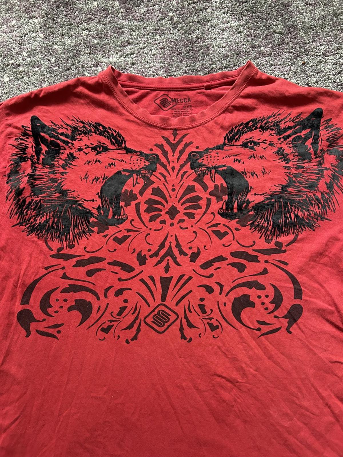 Vintage Mecca Red Graphic Wolf Tee