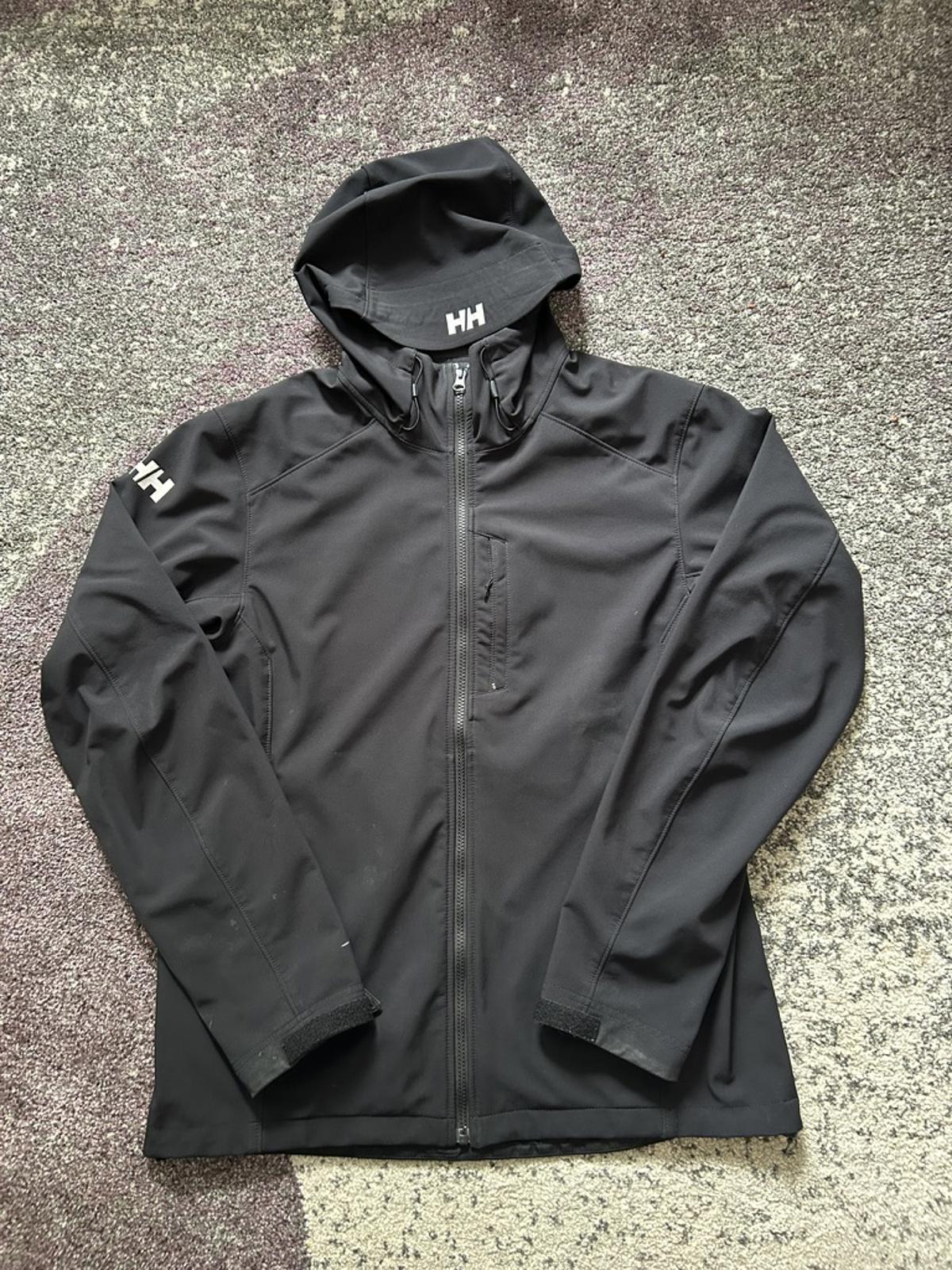 Helly Hansen Black Softshell Hooded Jacket – Men’s L