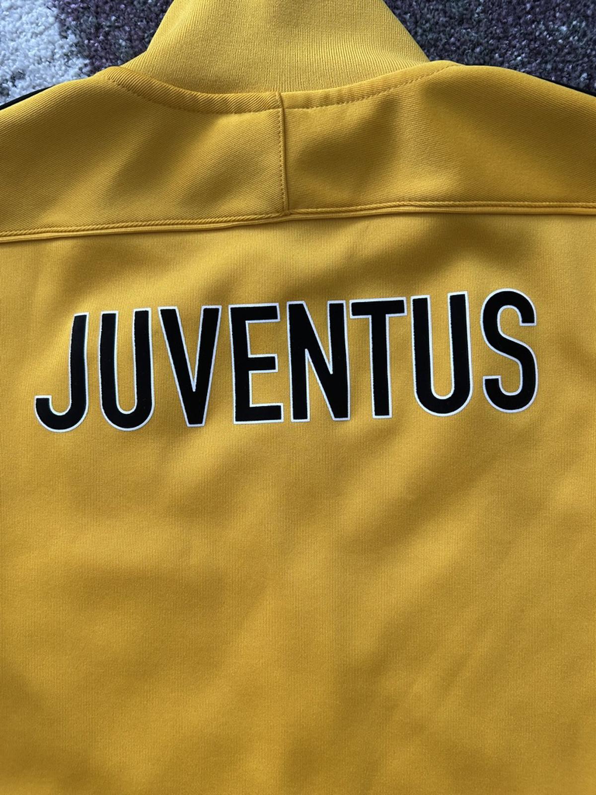 Nike Juventus Yellow Track Jacket Men's Windbreaker