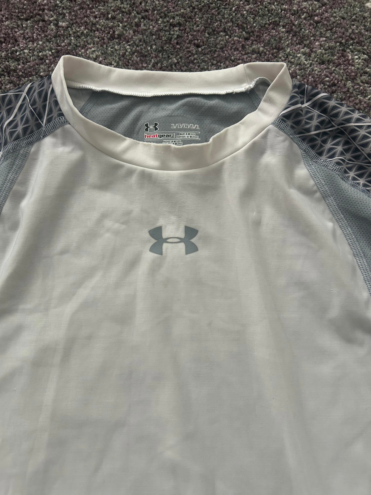 Under Armour Compression Tee – White/Silver Tech Mesh