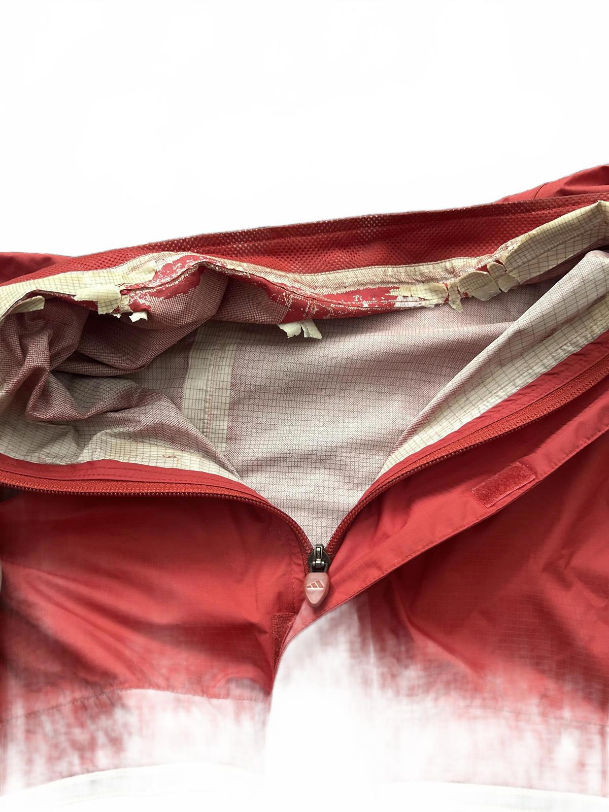 Vintage Adidas Men's Red and Black Windbreaker Jacket