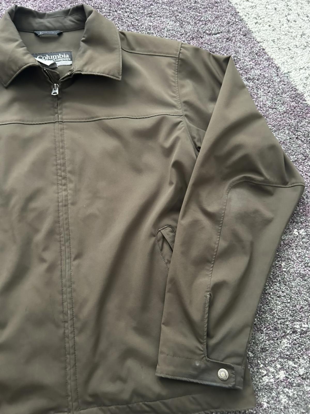 Columbia Men's Lightweight Brown Jacket