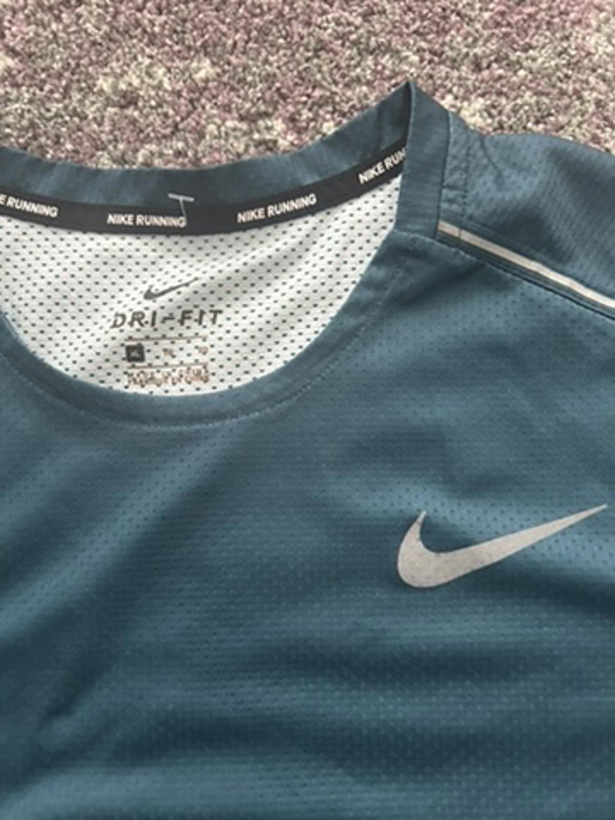 Nike Dri-FIT Running Tee – Sunset Gradient