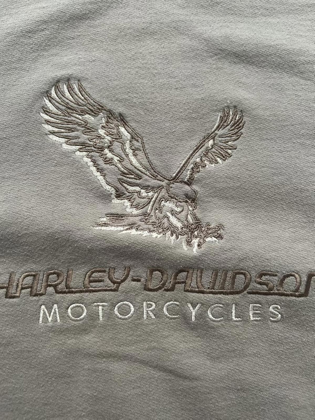 Harley-Davidson Embroidered Crewneck Sweatshirt - Beige