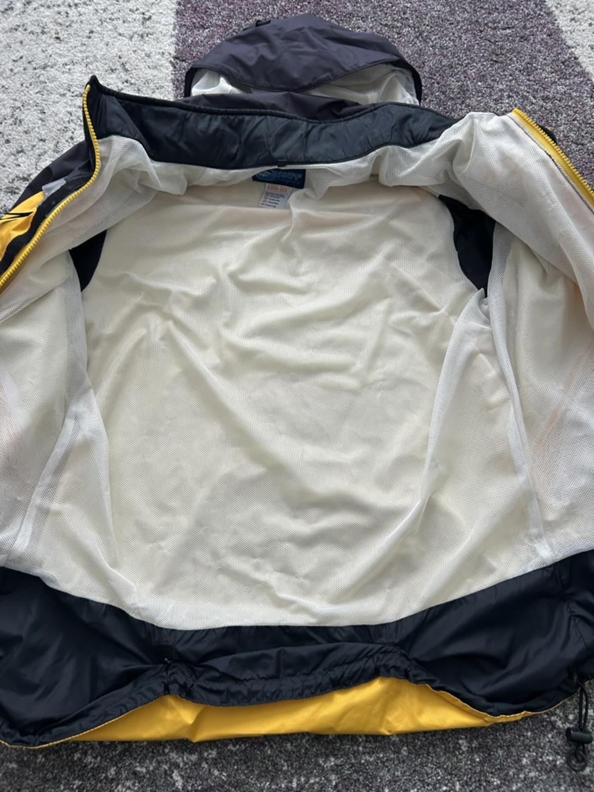 Vintage Banff Designs Gore-Tex Jacket – Two-Tone