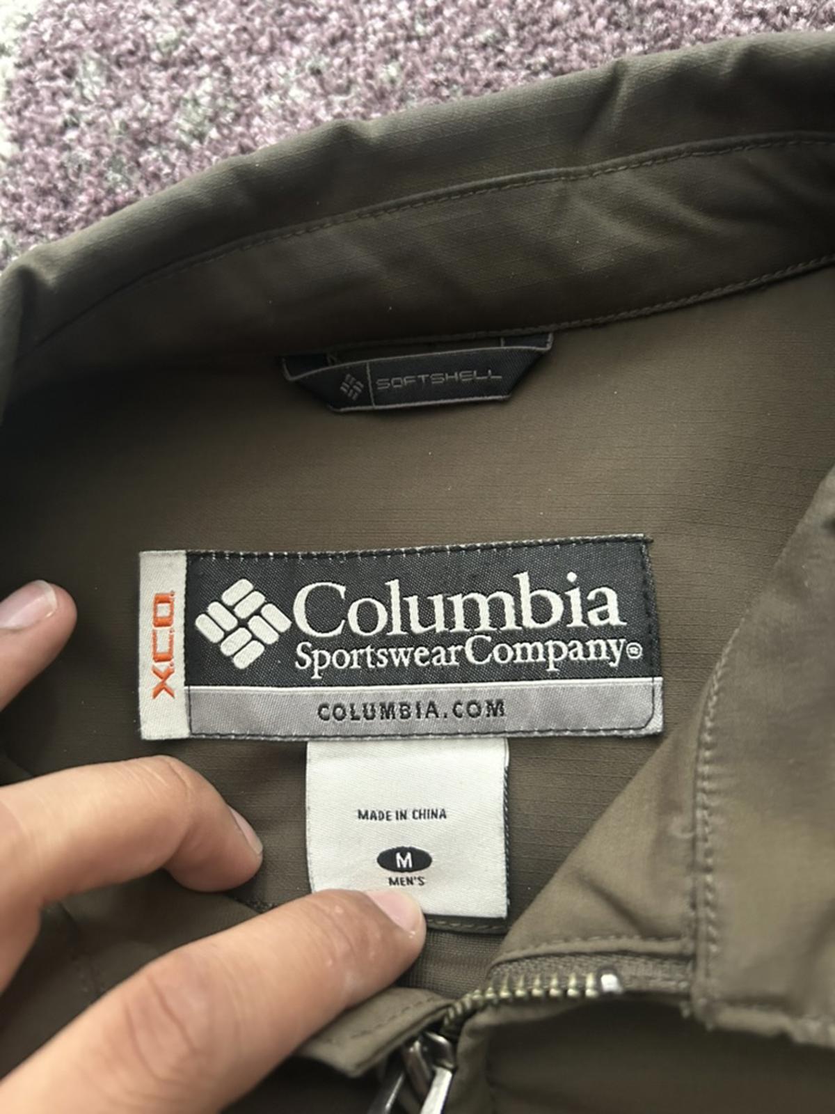Columbia Men's Lightweight Brown Jacket